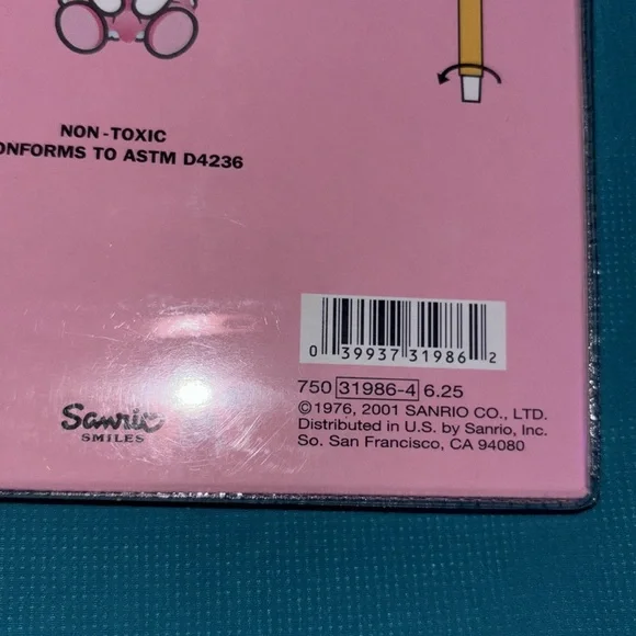 Hello Kitty Twist up Crayons “Ballerina Sanrio 2001” - Picture 5 of 5